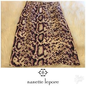 NANETTE LEPORE SNAKE PURPLE  PENCIL SKIRT Size 4‎
